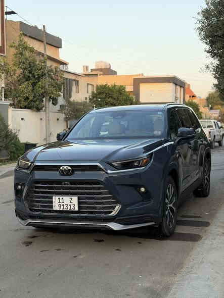 للبيع تويوتا كراند هايلاندر 2024
السيارة اعلى مواصفات لمتد هايبرد
المواصفات 
بانوراما 
4 مقاعد تدفئة و تبريد
دجتل (عدادات الكترونية)
3 شاشات 
مقاعد جلد و كهرباء
رادارات (امامي+خلفي+جانبي)
قيادة ذاتية 
سستم صوت jpl
لايتات led متحرك
تدفئة ستيرن 
صندوق كهربائي
بردات بل ابواب 
مقاعد منفصل vip
حادث السيارة فقط كسر بالدعامية الامامية و مصلح علكدهة و مصبوغ الباقي مكفول
السيارة ماشية 7 الف 
السعر 49،500 يعني اربع دفاتر و 95 ورقة 
مكان السيارة بغداد
للاستفسار ***********
