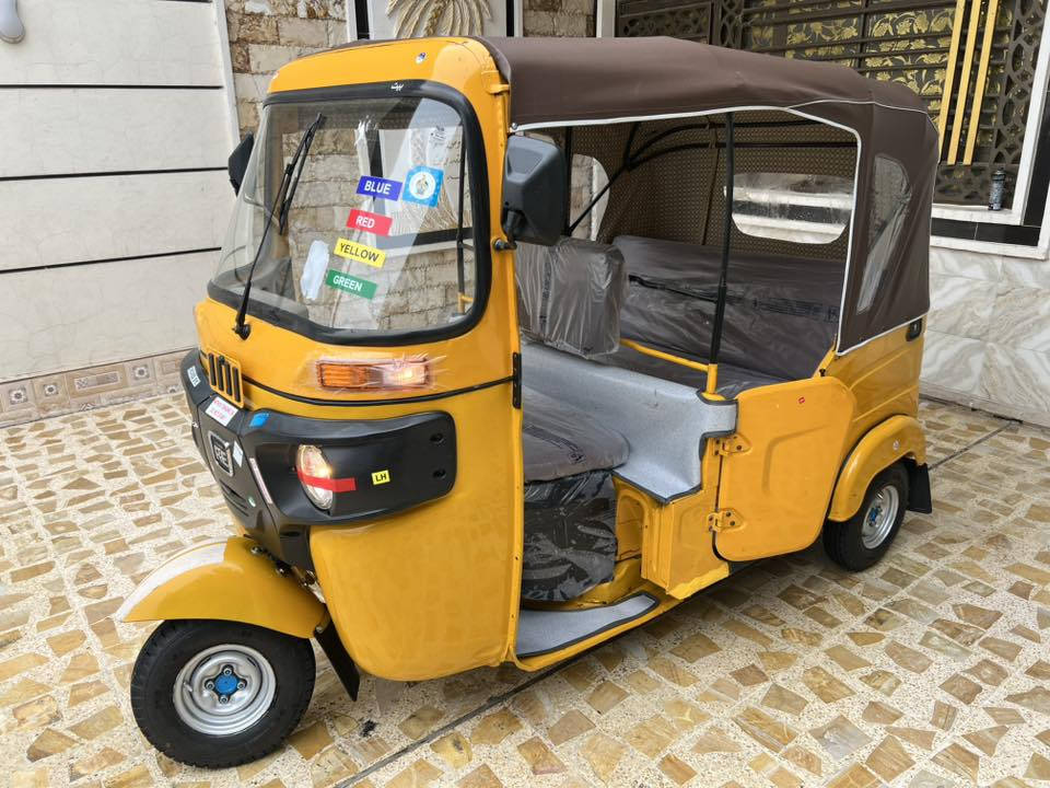 تكتك رقم وسنويه 2021 شهر 8 سنويه إنكليزي تكتك بسمي لاصبغ ولا ضربه محرك مكفول لاتنقيص ولا تبخير تكتك نصبتها تخبل تراي زيرو وجاهزة تخم تاير جبلي دوشمة تخم سفريات مال كوستر كهربائيات شغاله تكتك مال جناي ربع مذب عليهة 
هاتف *********** مكاني بغداد المعامل ⚡️
