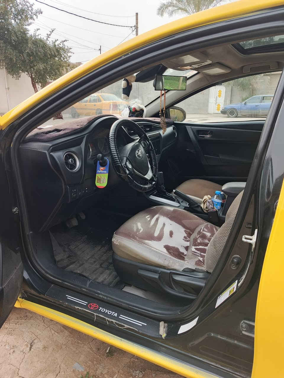 سلام عليكم
كورلاء تيوتا 2018LE
فول مواصفات اكشانه تتفئه
تبريد فتحه سلايت كير محرك شرط
تايرات جدد باتيري جديد 
صدر جديد كلشي جديد 
رقم بغداد سنويه ساقطه
اني صاحبها الاصلي
عنوان كركوك 
رقم الموبايل ***********
السعر 150وبيها مجال شي قليل ابيع ماراوس
