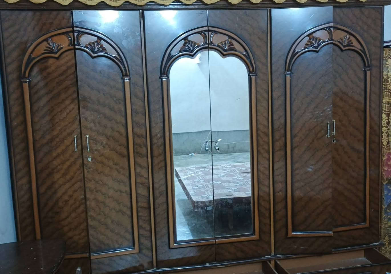 غرفه اخشاب للبيع للستفسار اتصال عله الرقم
***********
(مكلف بالنشر)
