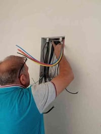 تم إنجاز العمل في بيت ابو ادم في منطقة الكريعات شايف كل الخير  أشتغل ج...