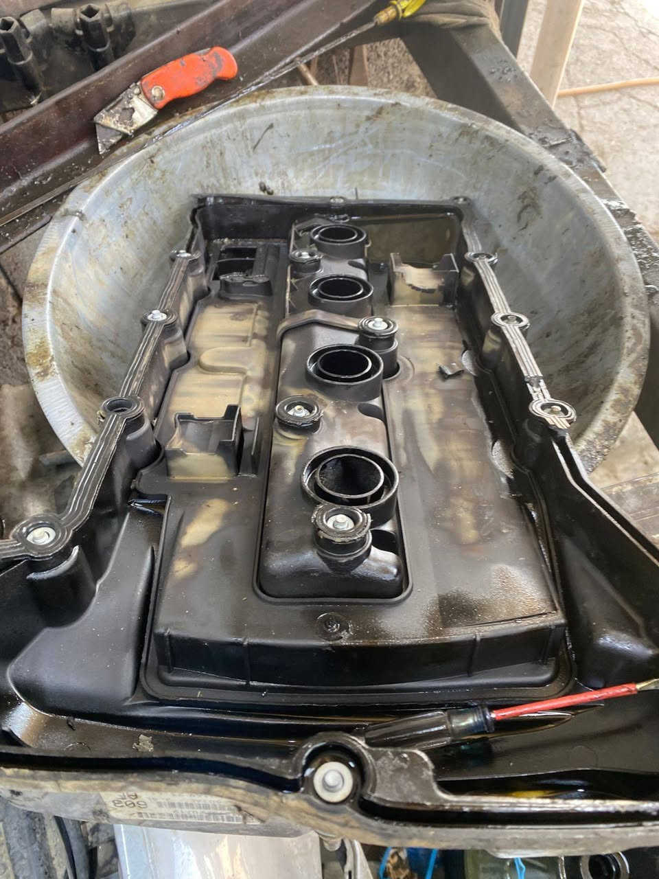 سلام عليكم  تم صيانه دوج افنجر موديل ١٣ بيهة نضوح سوينالهة ادامه كامله
تبديل واشر قبق ولفات 
وتبديل دهن محرك 
فتح كيس محرك  وتبديله 
تبديل حساس ABS

وعمل السياره الثانيه دوج سبرنك موديل٢٠٠٨
حل مشكله كير جان يحرك ٣
بغداد الدوره شارع ٦٠
***********اخوكم احمد المشايخي يوجد توصيل لجميع المحافظات 
يوجد ادوات احتياطيه جديد ومستعمل 
وصيانه عامه كهرباء وحداده الصدر وفيتريه
