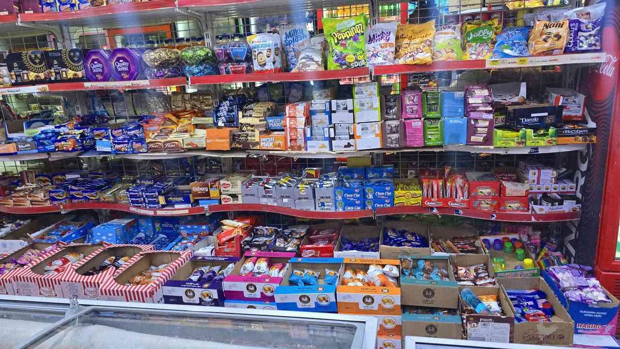 السلام عليكم سنتر للبيع البصره القبله حي القائم مساحه البناء ٢٠٠ متر للاستفسار السلام عليكم سنتر للبيع القبله حي القائم على الشارع العام مكان تجاري ٤ شوارع 
سبب البيع عدم الفرغه 
مساحه ٢٠٠ متر 
ايجار المحل ٢٥٠٠ 
محل قديم وشغال 
وشوفت العين 
للاستفسار اكثر 
تواصل على الرقم 
+9647734108104


**إذا كنت صاحب هذا الإعلان وتريد حذفه لأي سبب، رجاءا أرسل رسالة إلى الدعم الفني**