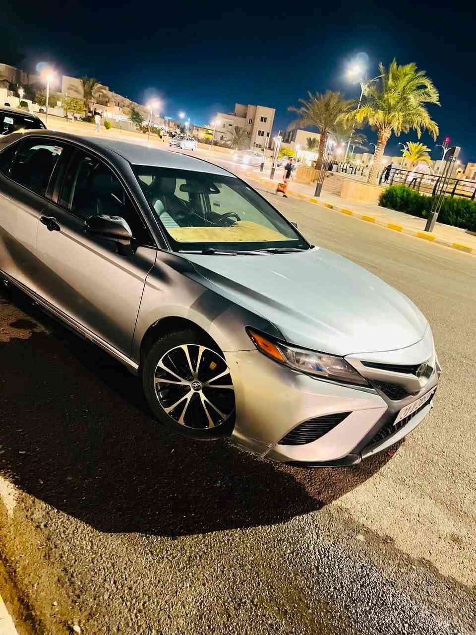 السلام عليكم كامري موديل 18البيع اومراوس حسب القناعه وارد امريكي الضرر بونيد فقط بدون شواصي ودواخل رقم سليمانيه جديد شرط كير ومحرك وتحويل عنواني تكريت 
رقم الهاتف ***********
