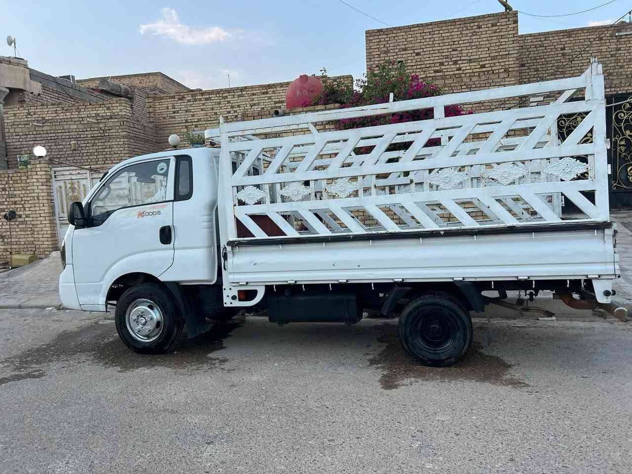 سلام عليكم  كيه فحل  للبيع رقم بصره  موديل ١٦  تصال على رقم  ***********
