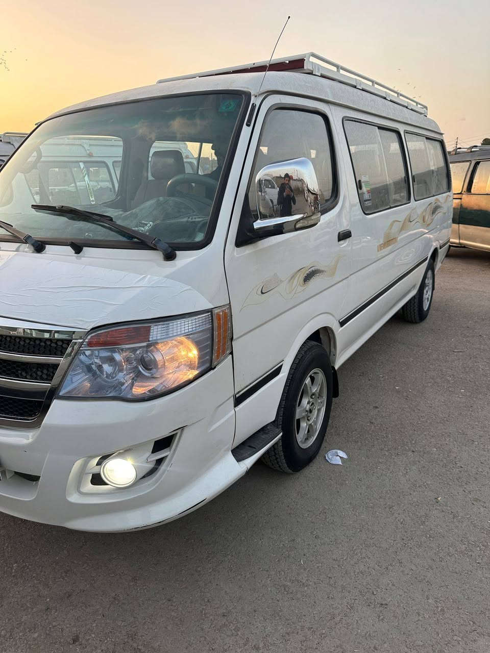 السلام عليكم فتون 2017
كفاله عامه تخم تاير 
رقم انكليزي بغداد 
السعر 110$وبيه مجال 
لاتصال على الرقم فقط
 ***********
