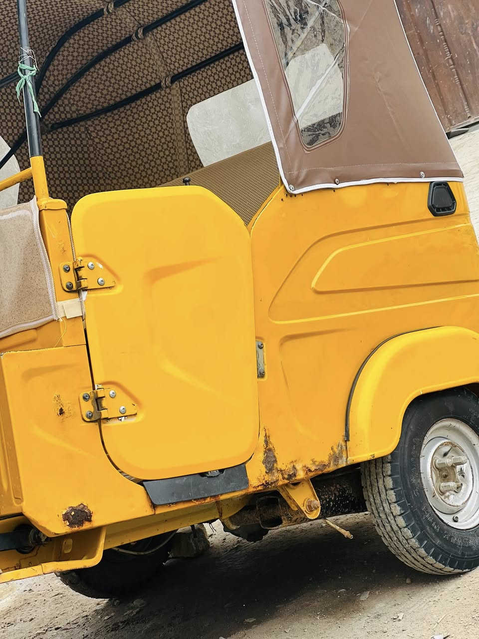 تكتك للبيع موديل 21شهر 4كفاله عامه كشره ومكينه  عده  خياسات بسيطات جداً موضحات بلصور  رقم وسنويه مكان تكتك مسيان ابو رمانه 
شراي يتصل *********** سعر 7600
