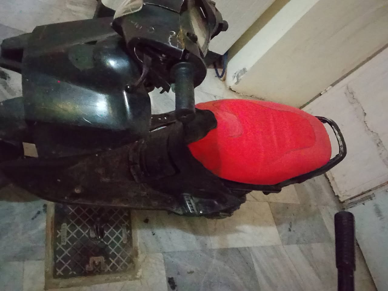 فراشه للبیع 180 بی مجال
بس العصر متواجد
***********
