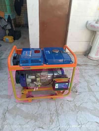 مولد كاز  اشتريتهه جديده استعمال يومان فقط  السعر 725.        07723793...