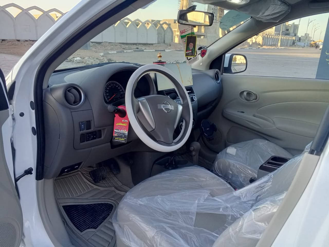 السلام عليكم للبيع نيسان مديل 2025 كفاله عامه من ضربه وصبغ السياره جديده وجاهزه من كلشي مكينه كير حداديه تخم تاير تبريد ثلج السعر 126 مكان السياره كربلاء الستفسار اكثر عل رقم ***********

