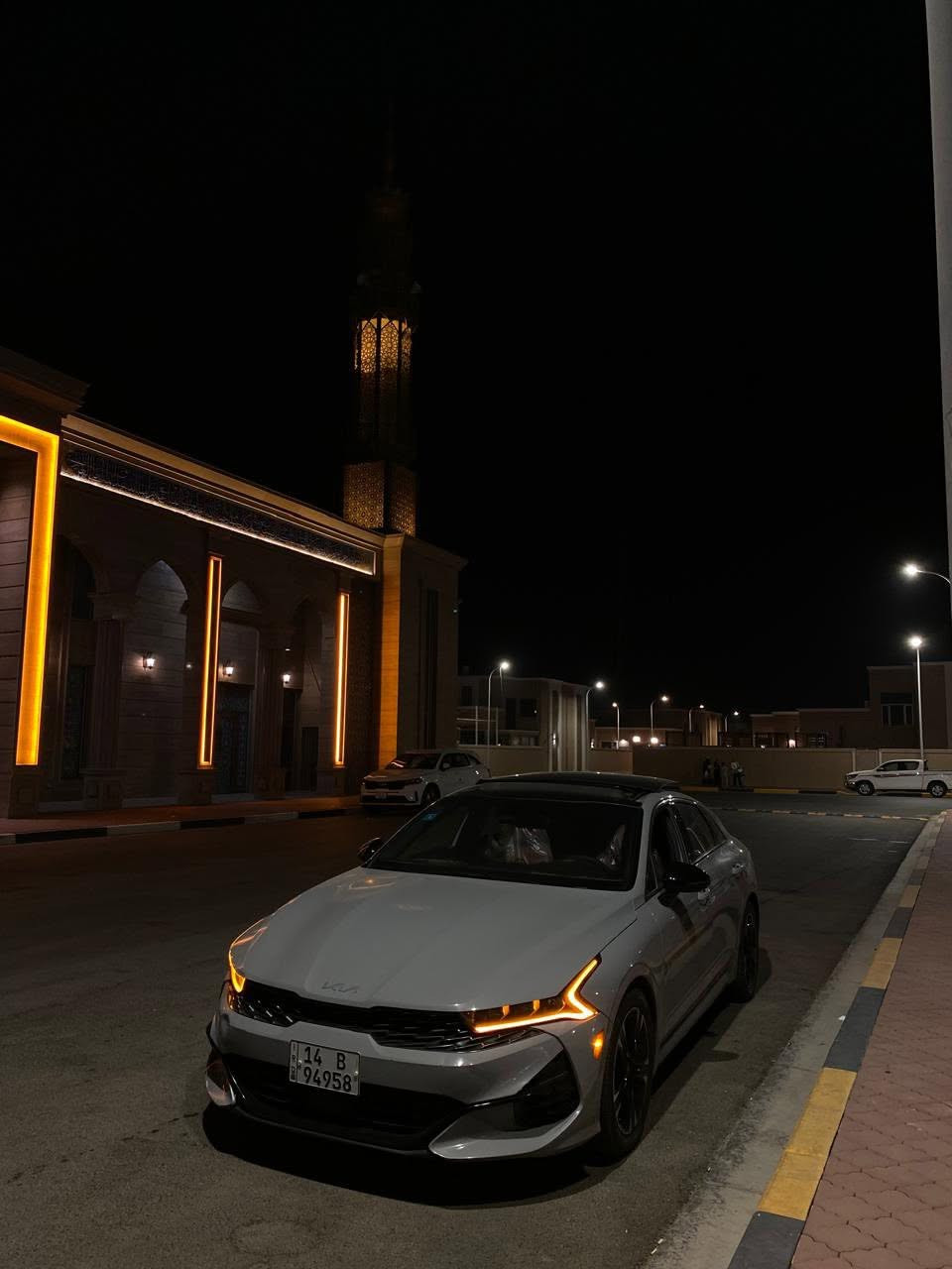 سلام عليكم. كيا K5 جيتي لاين
2022 فول مواصفات بانورما
وداخل جلد ماروني وباقي
المواصفات المعروفة بلجيتي لاين
سيارة وارد امريكي انه كصيتهة
بيدي واستخدام شخصي السياوة
حادثة جاملغ عكس السايق وشوي
من البانيدٍ مصلح وشوي من الباب حادث جداً خفيف نفس ماموضح
بلمنشور صورة الحادث السيارة
ماشية 89.000 كم 
رقم بصرة
معوقين وكالة عامة تتحول السيارة
بعد اقل من 3 سنوات
السعر 175
للتواصل ***********
 العنوان البصرة_شارع الولود
