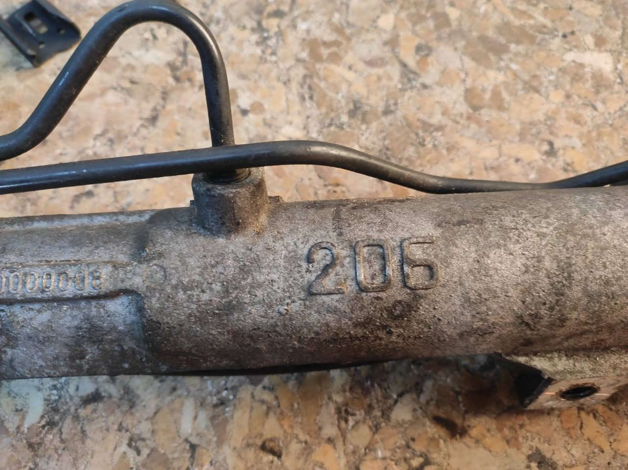 مشط ستيرن بيجو ٢٠٦ وارد سويسري كامل نظافه ١٠٠٪ 

٧٠ الف فقط 

توصيل ٥ لجميع المحافظات 

***********
