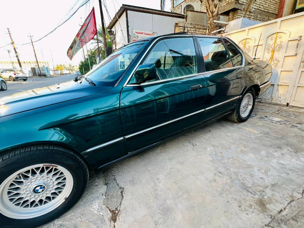 مكلف بل نشر بي ام 735 موديل 91رقم انبار مشروع وطني تحويل ثاني يوم سياره بدون ضربه صبغ عام السعر 55 وبيه مجال رقم صاحب السياره ***********