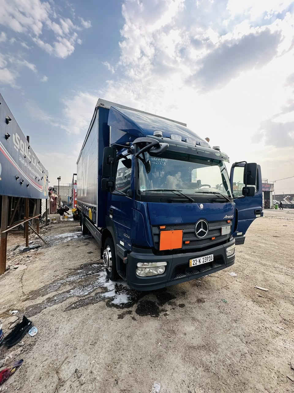 السلام عليكم أتيكو للبيع موديل٢٠١٦فول موصفات بدي مسرح حجم 24/12مكينه سته سلندر تخم تاير وتخم ويل كب ٨ براغي السياره جاهزه للعلم ومابيها اي نقص ماشيه ٣٨٠ ارتفاع البدي ٢٧٥ وطول السياره ٧وربع مكاني بغداد جسر ديالى 
***********
