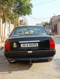 سياره اوميكه موديل 89 سنويه 29دفتر بانزين مشروع وطني هزه جديده 0783172...