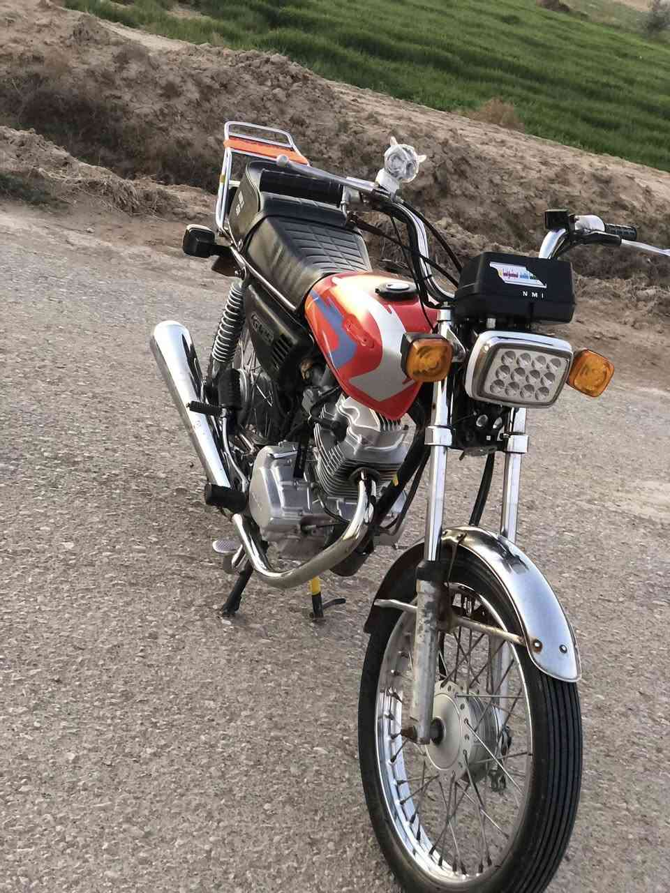 نامه اوراق اصولي شاصي  ارشه 18 محرك نامه 2022 لمحرك  مبدل ولفات واحطله سبرنك خارجي داخلي فالت دراجه فصله وشلعه ومعدل تشك الكاع اذا مو  120 وفوك مرجوعه فلوسك  سعر 500 وبيه مجال لشراي  متواجد خاص واهذا رقمي *********** مكاني دوانيه قضاء عفك
