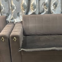 ديوان • مستعمل • نظافة وسط