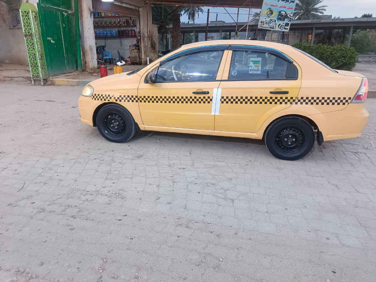 السلام عليكم افيو للبيع 10خليجي مكفوله من الضربه جاهز كير ومحرك وحداديه جدد وتخم تاير وكهربيات كله جاهزه ماببه اي نقص مصفره هيه السعر50عليه غرامه 500الف ينزلن من السعر المكان الدوانيه غماس للستفسار علا الرقم ***********واتساب
