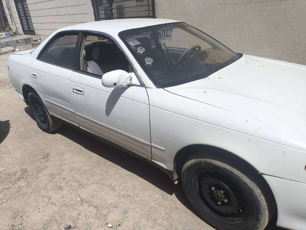 مارك نفخ سياره بيها كصه بجم سياره مرتبه نواقصها كلش بسيطه سنويه لل28 دوشمه جديده تخم تاير جديد مكينه وكير ونجي السعر 40 وبيها مجال للشراي رقم الهاتف ***********
