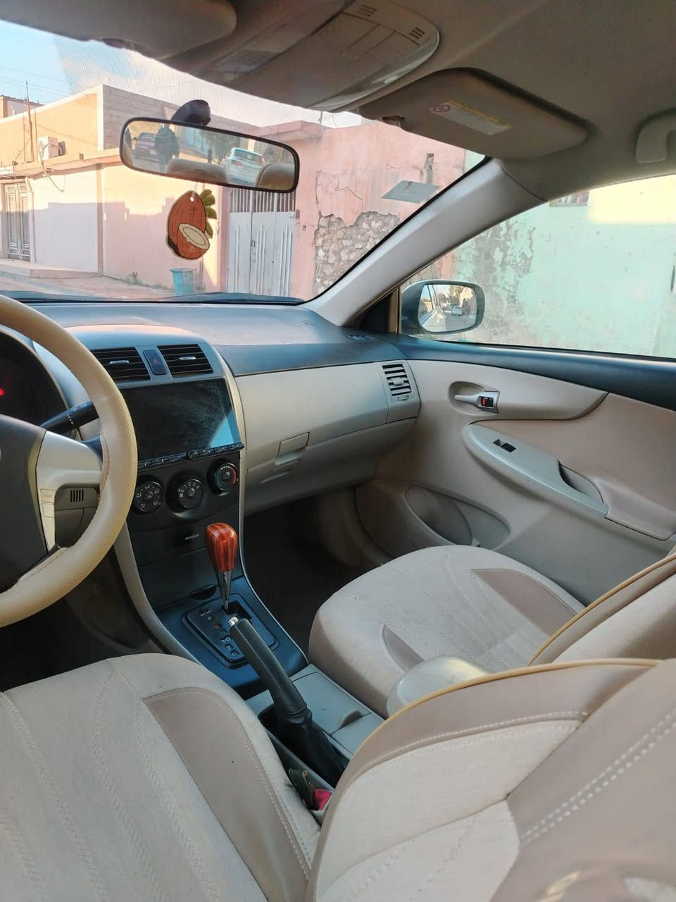 كورلا بكاتشو ٢٠١٣ فول نظافه بدون اي ظرر محرك وكير شرط تبريد تدفئه سياره جاهزه من كل شي كابون بانزين مراوس وبيع مكاني الموصل الايسر حي البكر 
‏‪***********‬‏ موصل, نينوى
