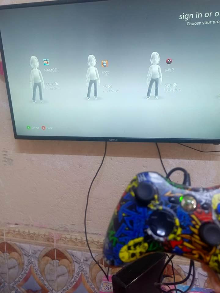 سلام عليكم جهاز اكس بوكس 360 نضيف مهكر كامل ملحقاته للبيع بي 18 لعبه والسعر 125 وبي مجال وباقي تفاصيل عل خاص


**إذا كنت صاحب هذا الإعلان وتريد حذفه لأي سبب، رجاءا أرسل رسالة إلى الدعم الفني**