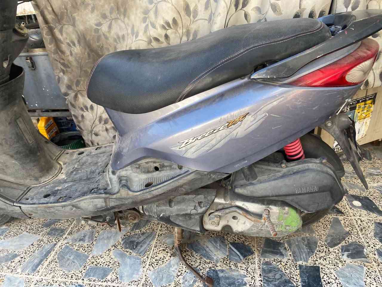 السلام عليكم بريز مرقم البيع  رقم بسمي  غير متواجد عل فيس العنوان بغداد الجديده السعر ١٢ ورقه بس الدراجه كاطعه نار ***********
