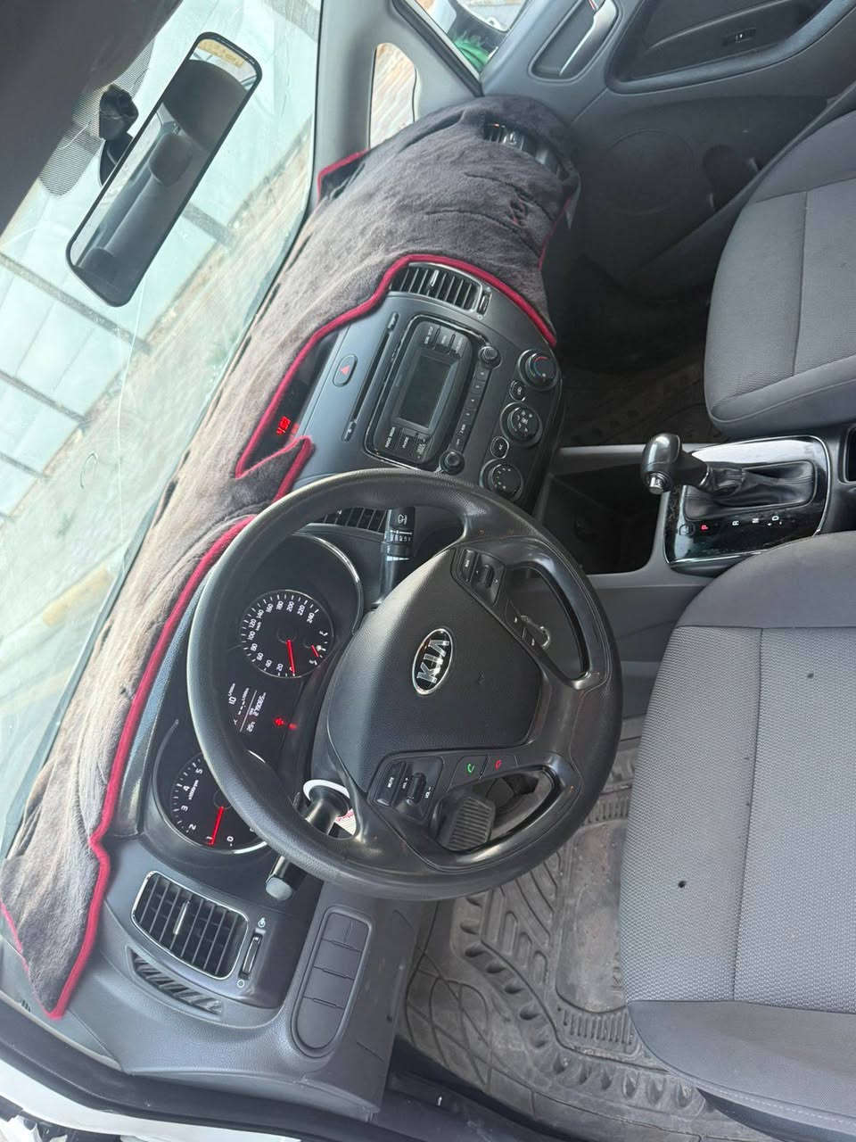 السلام عليكم سيراتو للبيع موديل 17 خليجيه ماكينه 2000 دوش تبريد حداديه خير من الله سياره فول مواصفات فتحه سقف مري شفط اشاير بالمري تتحكمات سياره خير من الله بيه جاملغ صبغ وشيه بل بنيد مكان السياره كربلاء *********** *********** السعر ١١٣
