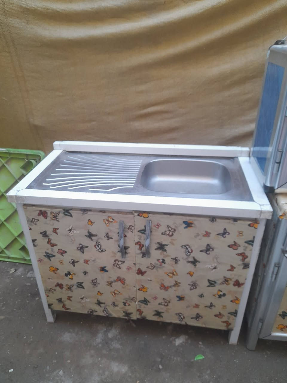 السلام عليكم عندي كاونترللبيع السعر١٧٥ بي مجال بغداد ***********غير ممامتواجد على فيس
