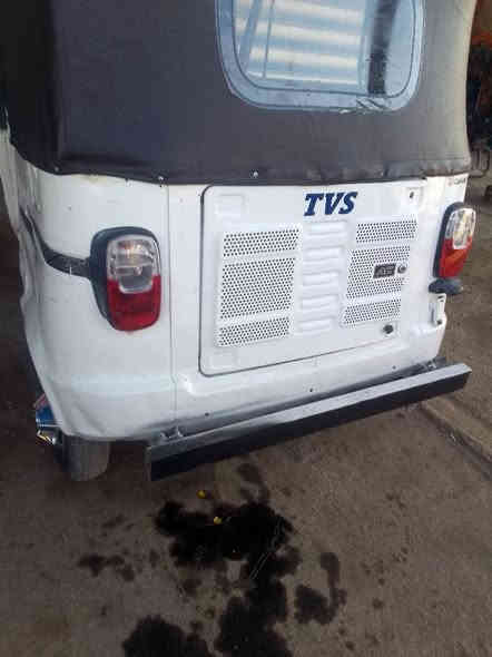 تكتك البيع موديل 20 شهر 11 اوراق أصولي  محرك   سعر 3500 بي مجال  عنوان بابل الحمزه الغربي رقم ***********
