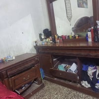 غرفه نوم ماليزي الغرفه تعبانه شويه بس الكنتور زين وال جربايه +الدوشك م...