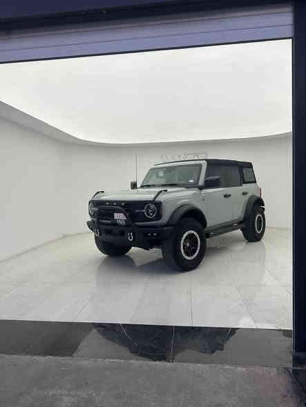 فورت برونكو 2023
ضرر فقط جاملغ خلفي
5 دكم مواصفات افرود كامل
6 سلندر 
موقع دهوك
***********
سعر 345
