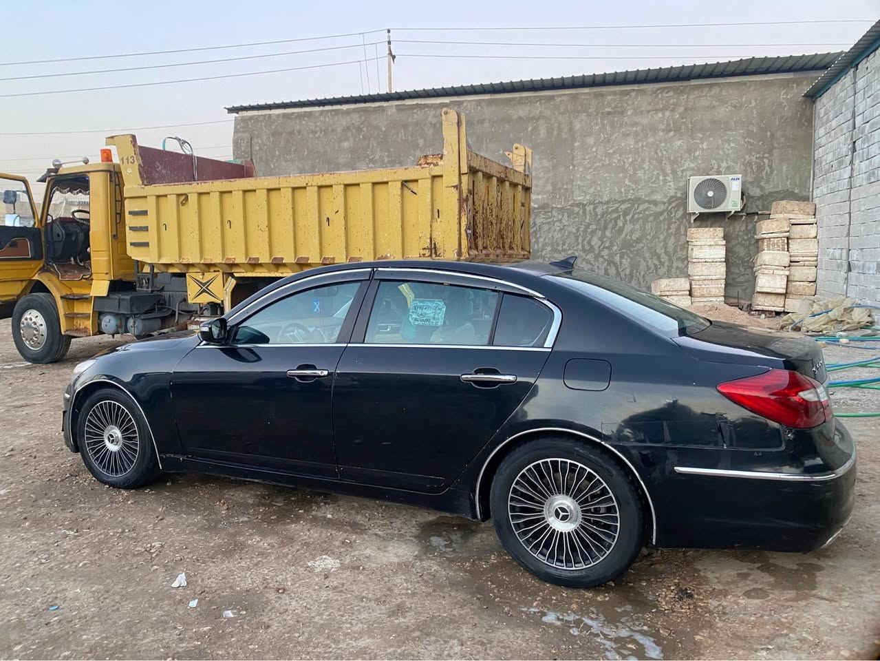 السلام عليكم جنسزز موديل 2010 بيه ضربه بالجاملغ الخلفي بدون دواخل غرفه جديده تخم تاير حداديه جديده اماميه خلفيه تبريد ثلج مكينه وكير خير من الله بيها ويل مايباخ رقم ذي قار تحويل ثاني يوم مكاني دوانيه السعر 100 وبيها مجال بسيط للتواصل واتساب *********** هاشمية, بابل
