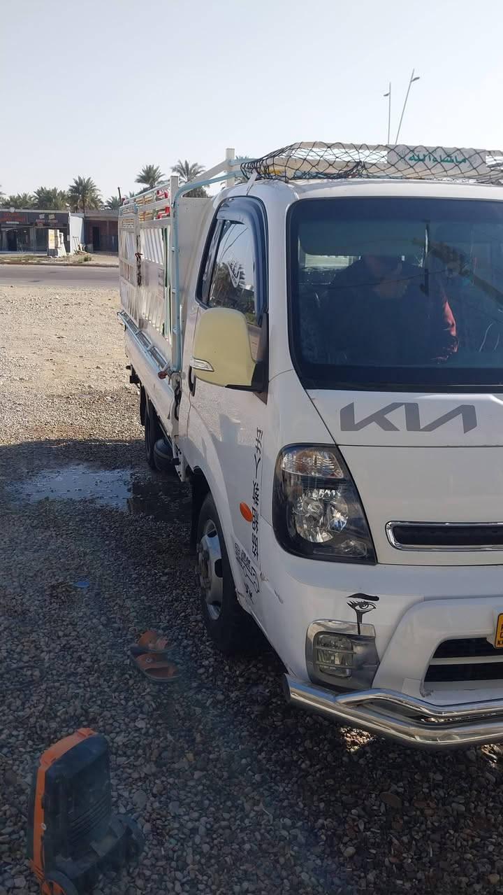 بسم الله الرحمن الرحيم
كيا فحل مسكر ٢٠١٧ سيارة جديد بمعنا الكلمه 

السيارة بأسمي رقم اربيل 

رقم صاحب السيارة ***********
