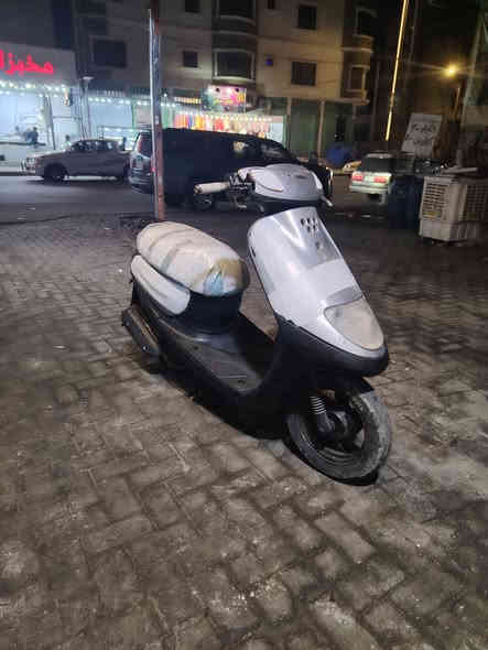 دراجه 5 زروف مكينه ما مفتوحه امس مجفته 
كفرات بلاد السعر 175 وبي مجال عنوان البصره معقل
***********
***********
