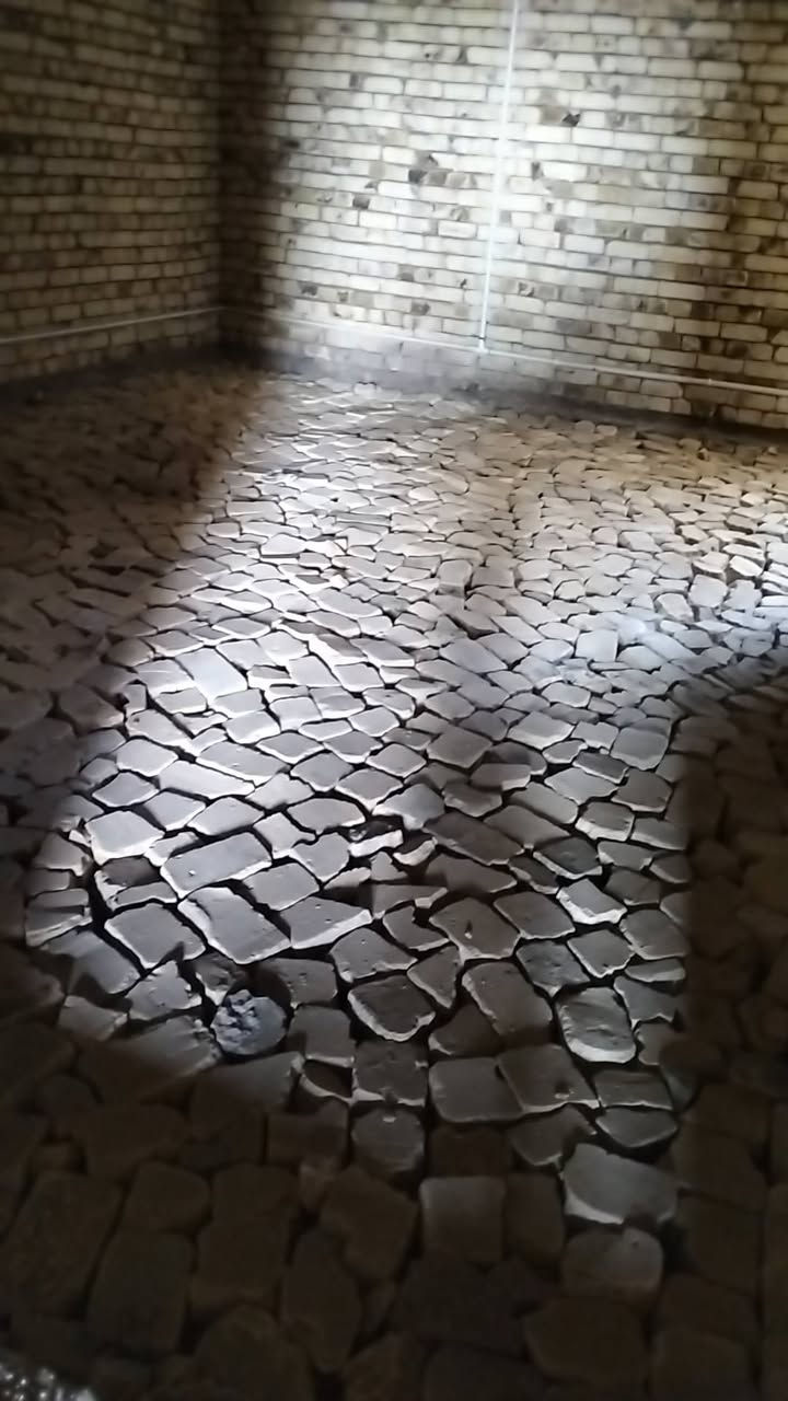 ياالله السلام عليكم يوجود كادر تربيع البيوت وفراش تراب وتعديل الارضيه وادخال مواد بناء جاهزين في كل وقت كل ماعليك الاتصال ***********
