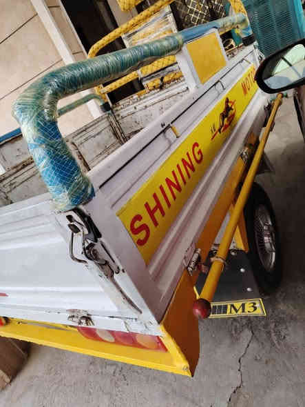 ستوتة فحل عالي شمالي ورقة وحدة وبليتة ورقم شاصي يعني أصولي موديل 21 مكينة خرسة مابيهة قطرت لحيم احلا من الصور امبي ثري جهاز سرقة السعر ١٦٥٠ عنوان الهاشميات تعبر الحديد ***********
