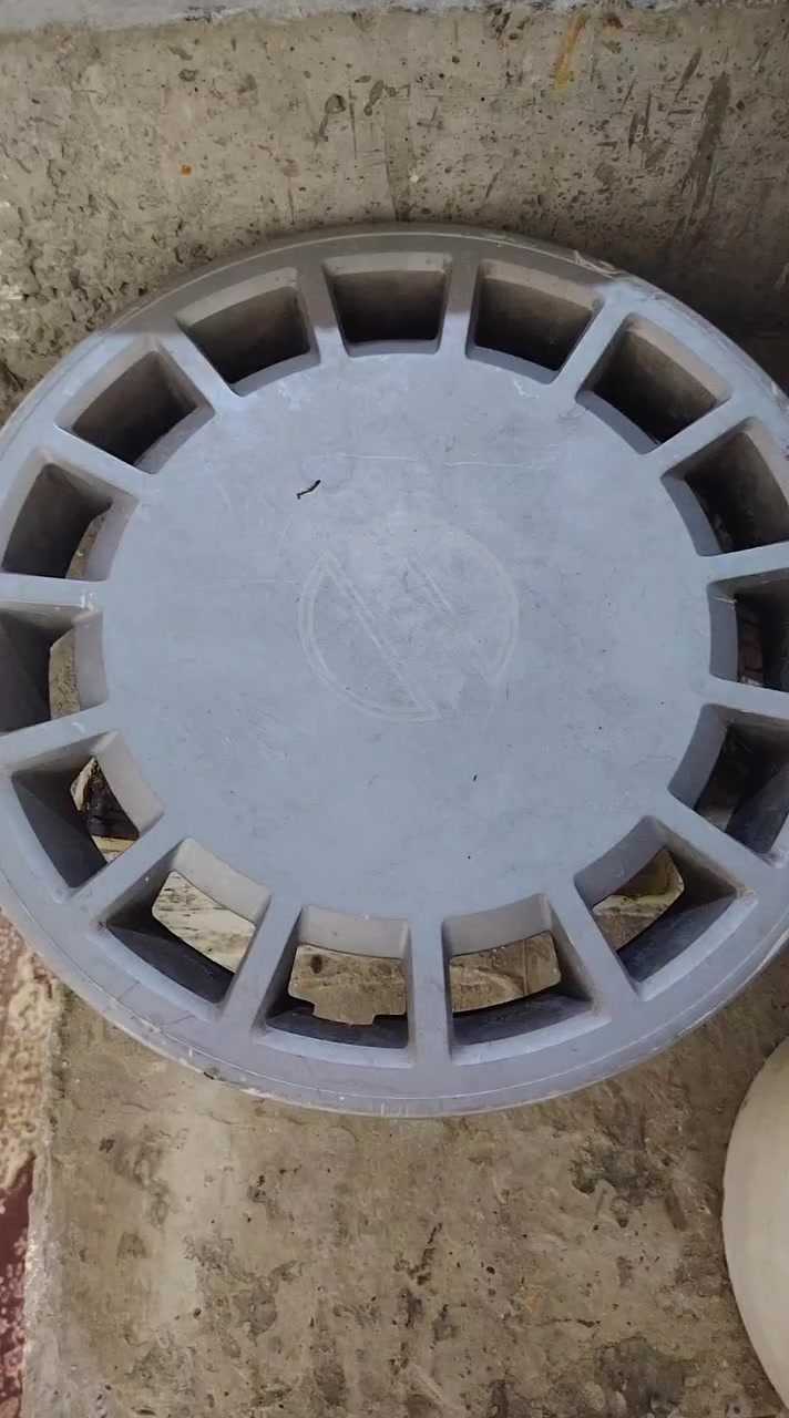 للبيع تخم كبات نضيفات كلش سعرهن ٧٥ الف مكاني بغداد رقمي ***********
