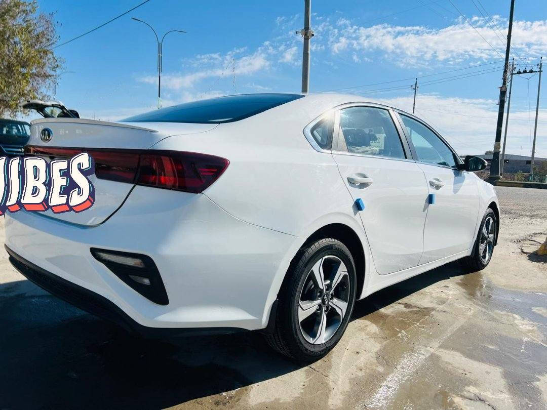 سلام عليكم  سيراتو لبيع  خليجي  كفاله عامه  رقم بقداد دولي سياره سبير ما نازل  عله شركه 2019فول مواصفات  فتحه مرايه شفط كشنات جلد تحكم ستيرن تبريد خلفي شاره بل مرايه شاشه جبيره  ***********
