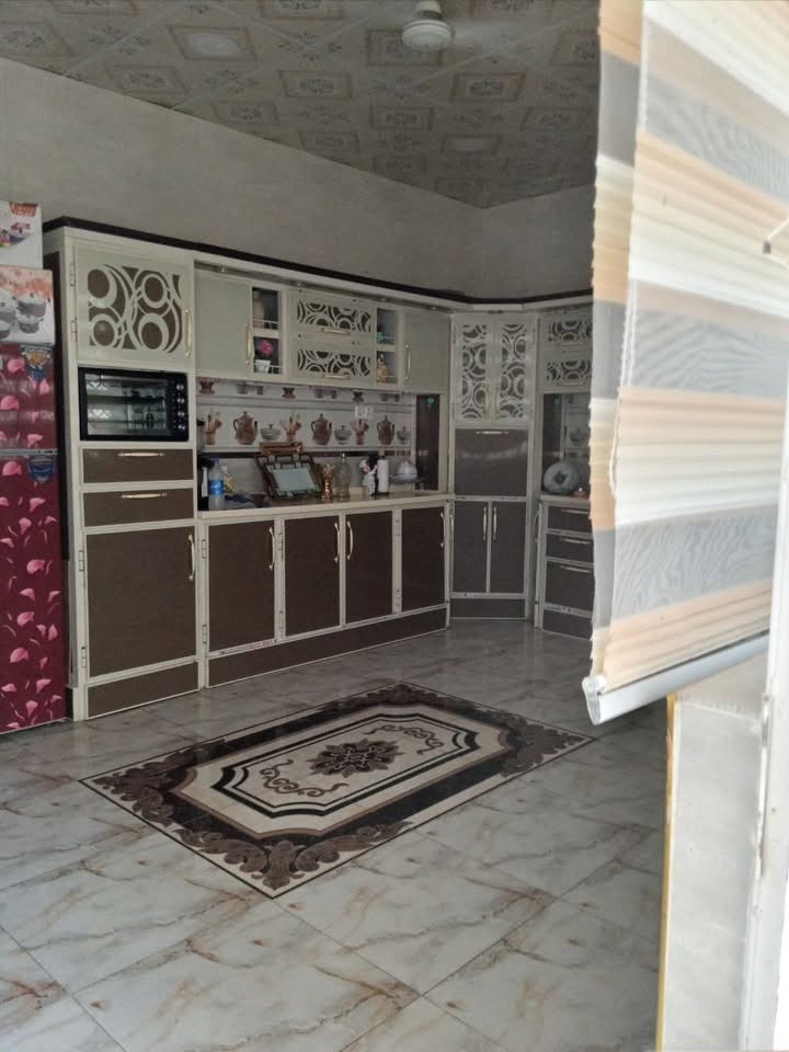 السلام عليكم
بيت ٢٠٠متر مطلوب إسكان
العنوان /الإسكان حي الغدير
للاستسفار الاتصال على الرقم 
***********
