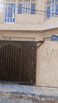 للبيع دار مساحه 120م حي الوحده الجبهه 7اونص للاستفسار الاتصال 07874987...