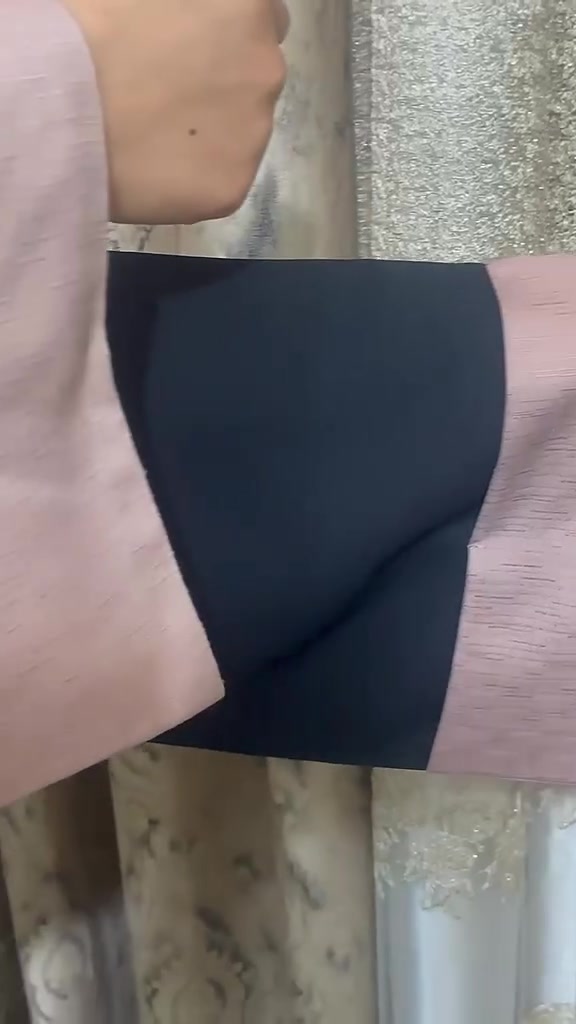 هلو بنات ✨
أوفر الكم عبايات خليجية درجة أولى 🤍
سواد فاحم وخامة تجنن وتفصيل مرتب يفتح النفس ✨
ستايل فخم وراقي يناسب كل الطلعات 🤎
والسعر كولش مناسب من 10 إلى 15 الف 🤍 
مكاني بالثعالبة ويوجد توصيل


**إذا كنت صاحب هذا الإعلان وتريد حذفه لأي سبب، رجاءا أرسل رسالة إلى الدعم الفني**