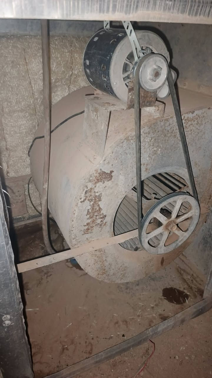 للبيع مبرده ٤ونص شغاله ع فحص الاستفسار ع رقم ***********
المكان سعده ع شارع العام مقابيل دائرة الكهرباء
