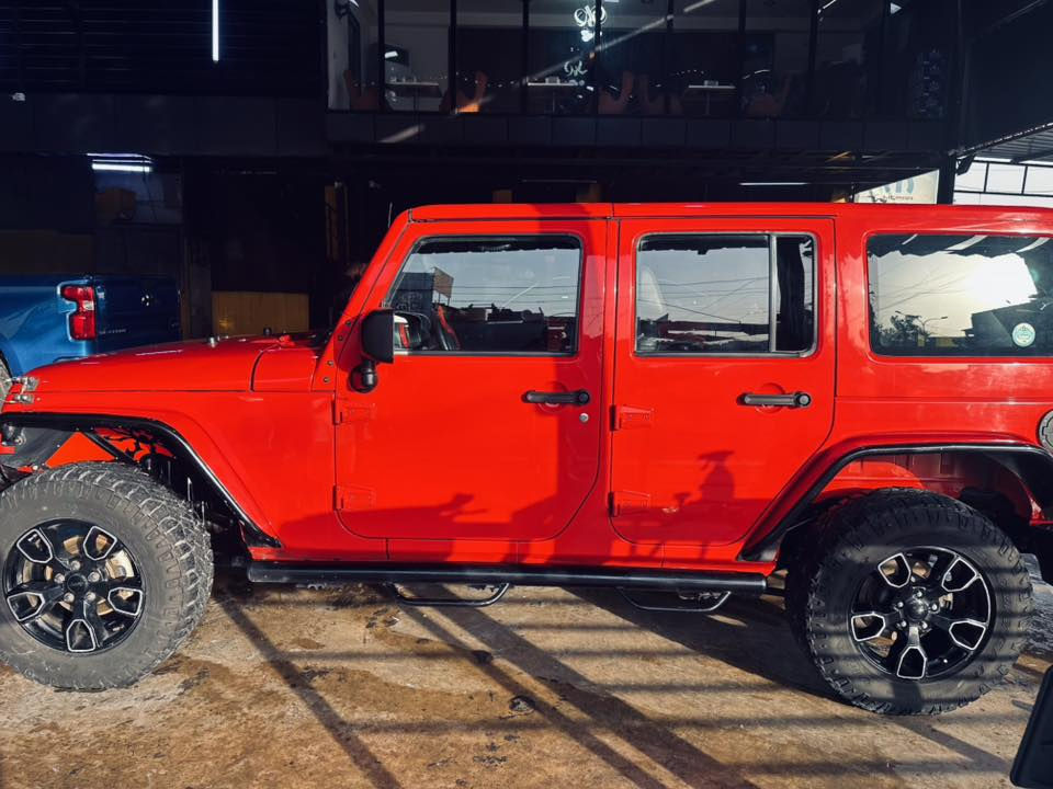 🚙 للبيع جيب رانجلر صحارى 2018 – فول مواصفات
السيارة نظيفة استعمال شخصي وجاهزة من كل النواحي، وما تحتاج أي شي.

• موديل 2018
• محرك 3.6
• قير أوتوماتيك
• دبل 4×4
• العداد 78 ألف ميل
• فول مواصفات (جلد + شاشة + كار بلاي+ تحكم بالمقود + مثبت سرعة)

🔧 الصيانة:
• فريز جديد
• راديتر جديد
• صدر جديد
• السيارة جاهزة وما ناقصها أي شي

⚠️ ملاحظة عن الحادث:
حادث فندرات فقط (بدون إيرباك وبدون دواخل)
صور الحادث مرفقه ويه المنشور 
 
💵💵 السعر 210

📍 المكان: بغداد – الكرادة

‭0773 829 8095‬
