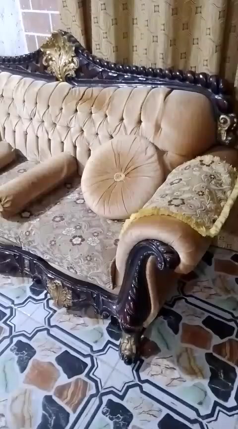 بيت للبيع الدور الأسبانيه ل88 اخر فرع قرب الشارع الحولي والأكاديميه مع الأثاث


**إذا كنت صاحب هذا الإعلان وتريد حذفه لأي سبب، رجاءا أرسل رسالة إلى الدعم الفني**