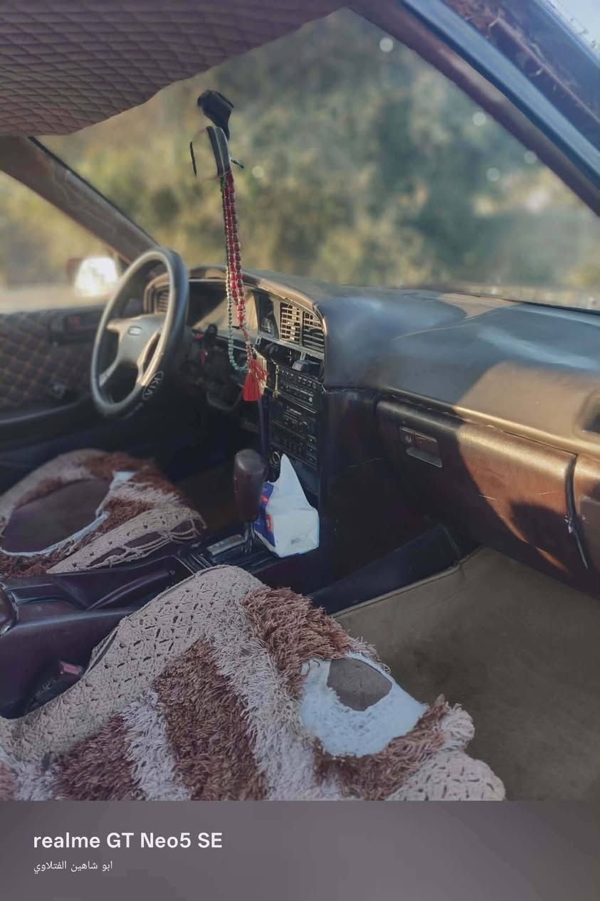 السلام عليكم للبيع كروسيدا ايسر بلاد كير محرك ونجي رقم نجف مداور ثاني يوم السعر 30 وبيه مجال مكاني النجف للتصال  ***********
