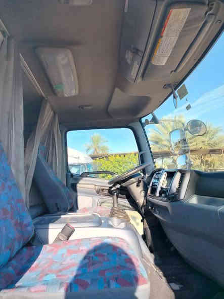 كرين للبيع دخول جديد للبيع سياره جديده وجاهزه الطول 6وربع محرك  6فول عادي  ***********
