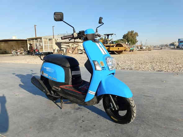 ماكس بوليسي للبيع دراجة كامله مابيهه اي نقص مكينه حاويه ماشية 8005جديدة وحلوة وصوتهه ناعم سلف هندر فول نعومة مكانهه ديالى سعرهة قفل 700الشراي يتصل ***********
