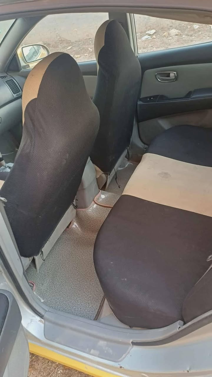 السلام عليكم سيارة للبيع نواع النتره افانتي موديل 2011السعره ٤٢ ورقه وبيه مجال متومه طبق الأصل رقم وسنويه النجف مكينه كير مكفوله حدي جديد كهربيه كله شغل شاشه كامره تخم تاير جديده السياره موجوده في واسط انتصل على رقم موبايل ***********
