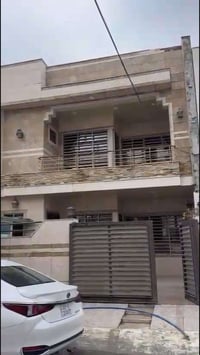 للايجار • هوليرنوى