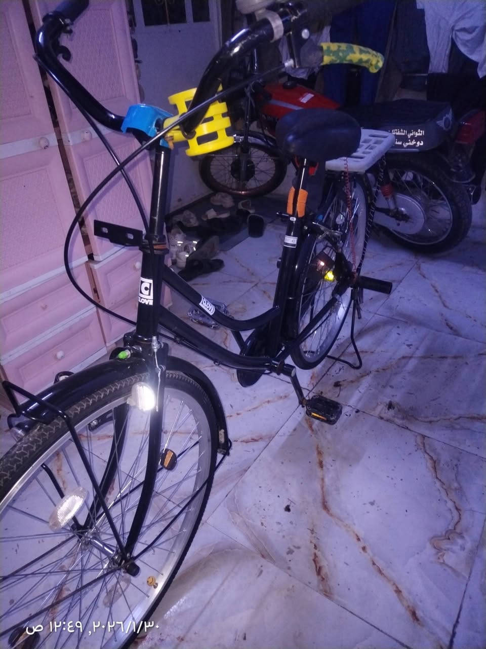 السلام عليكم بيسكل بناتي ماصالي شهر من منزله
 بيسكل جديد موديل 2021 اشتريته بسعر 150 بيسكل ياباني اريد مراوس
 بدراجه بدون فرق كون نضيفه


**إذا كنت صاحب هذا الإعلان وتريد حذفه لأي سبب، رجاءا أرسل رسالة إلى الدعم الفني**